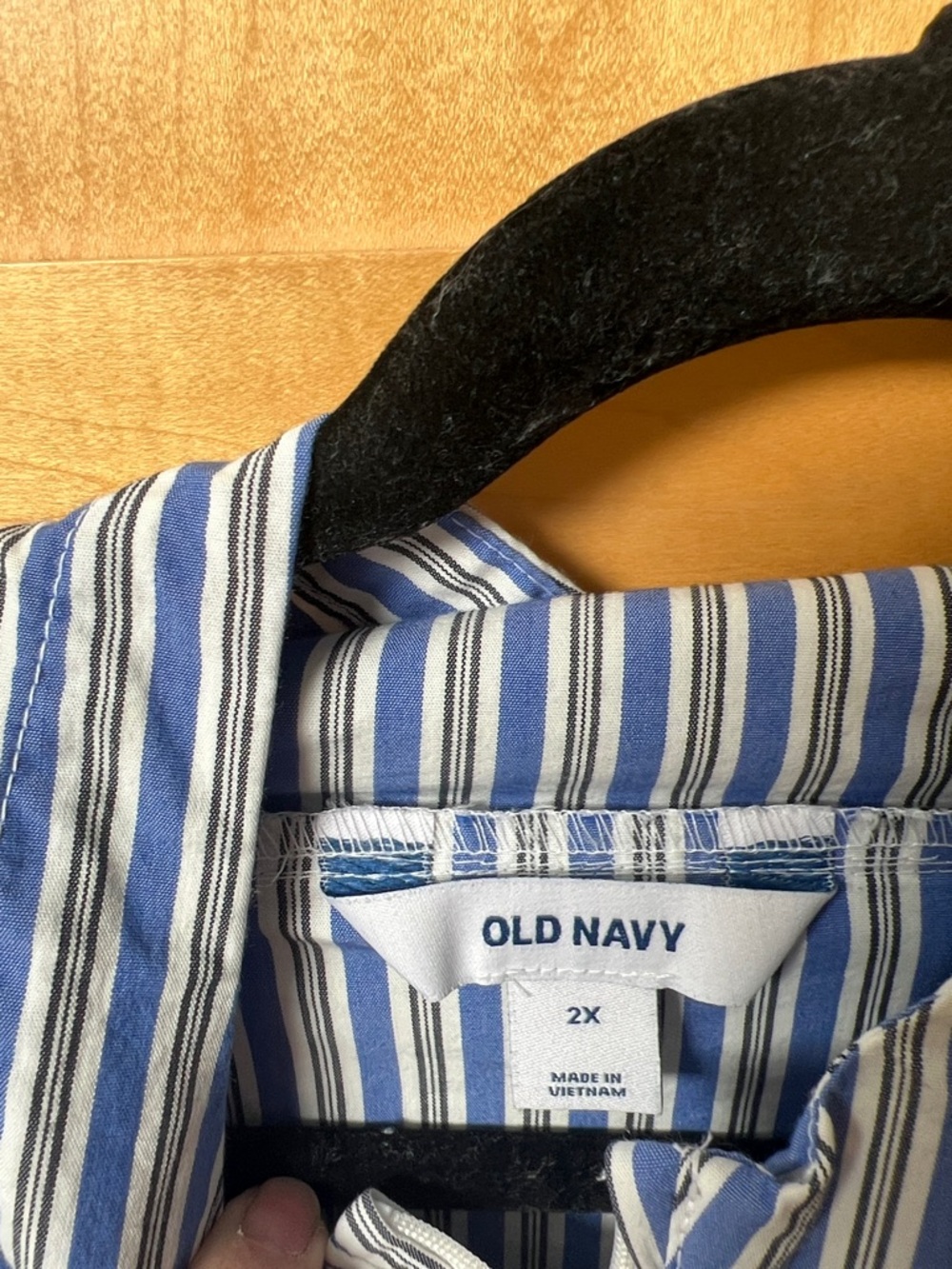 Old Navy Blue and White Striped Button-Up Shirt - Picture 2 of 3